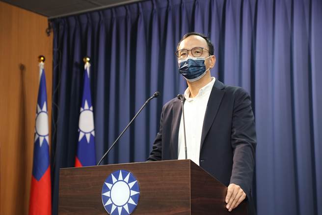 国民党新任党主席朱立伦成功打赢罢免第1战，第2战是1218公投，明年1月9日立委补选，更是关键一役。（国民党提供／卢金足台中传真）