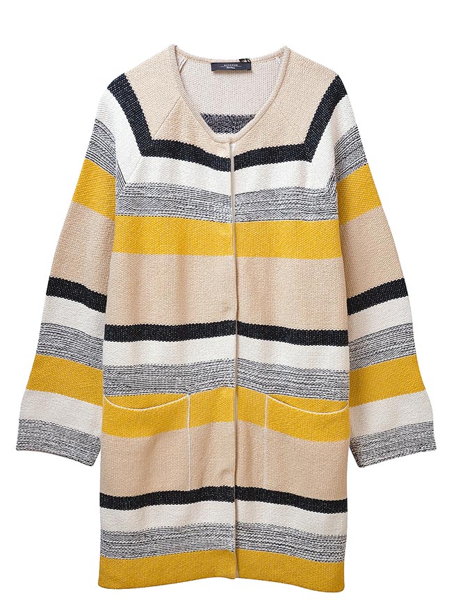 礼客Outlet内湖店严选推出Weekend Max Mara长版外套优惠，原价2万7500元，特价5500元。（礼客Outlet提供）