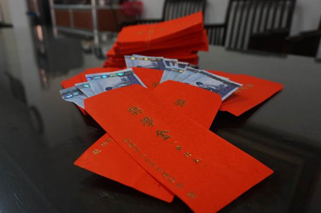 萬和宮信眾子女獎學金，將於11月6日發放。（萬和宮提宮）