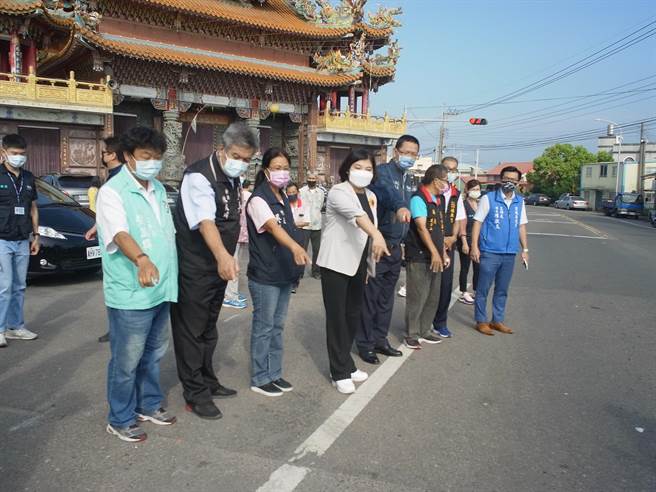 云林县水林、北港2乡镇「四道皆空」，云林县政府编列千万元改善云156线乡道。（张朝欣摄）