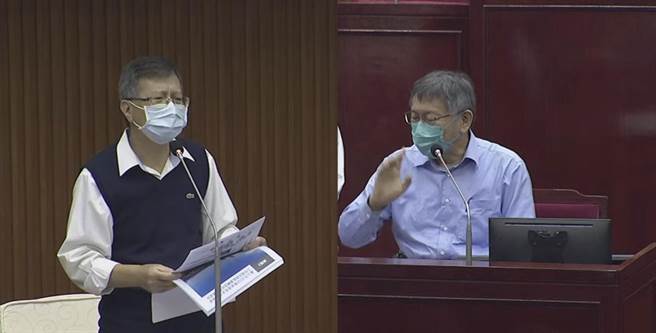 台北市长柯文哲备询。（摘自北市议会直播／张颖齐台北传真）