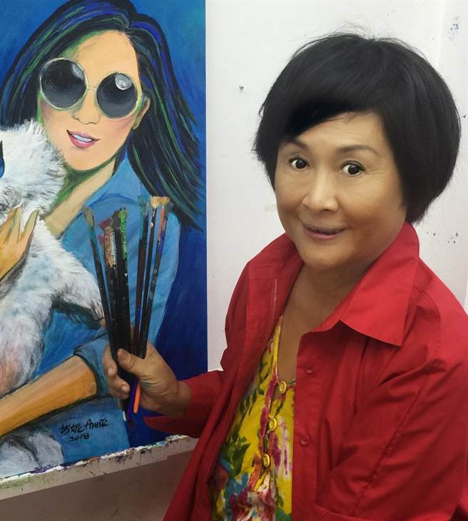 资深媒体人陈艾妮以大型艺术创作回顾展《写意人生》重现江湖。（陈艾妮提供）