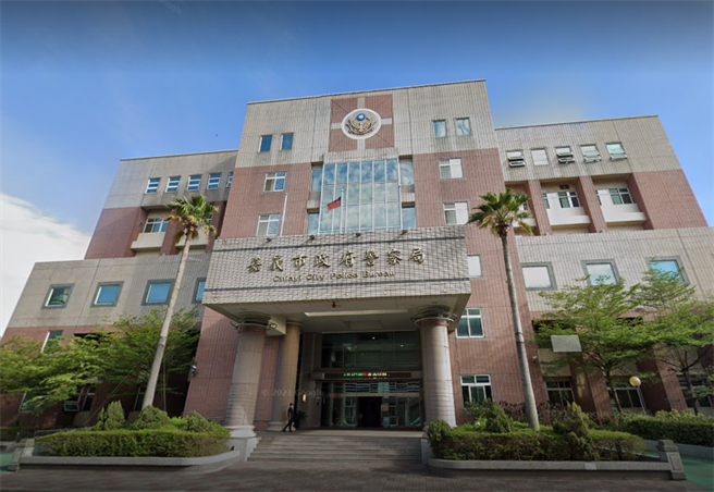 嘉市府林姓男科員昨天凌晨被發現陳屍嘉義縣梅山鄉一處吊橋下方河床，研判為高處墜落致命。圖為嘉義市政府警察局。（翻攝自Google Maps）