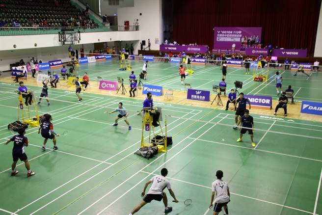 全國高中盃羽球錦標賽今天於嘉義港坪體育館舉行。(主辦單位提供)