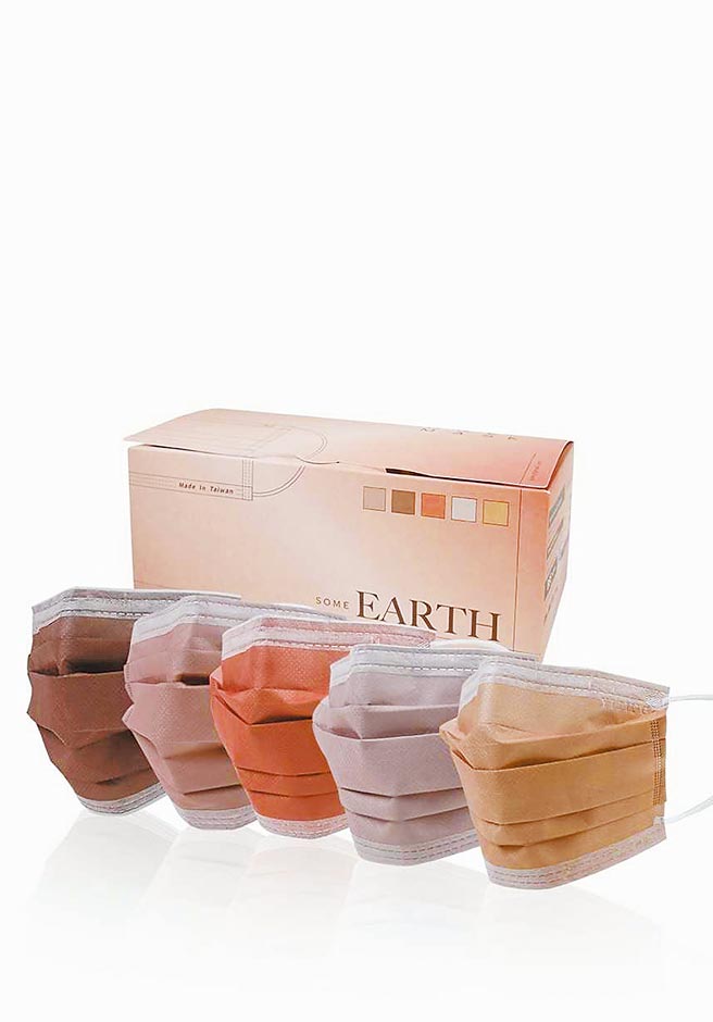 「一心一罩」Pantone大地色系，时髦登场。图／业者提供