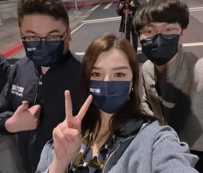 中广董事长赵少康小编群。（图／取自脸书「康编碎碎念」）中广董事长赵少康小