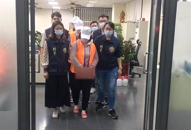 林女遭检方声押后坦承杀人，而当天同车出游的家人也被检警逮捕，一家人犯案心思缜密还设有断点，面对警询时说词前后不一，检警正全力追查中。(民眾提供／吴建辉彰化传真)

