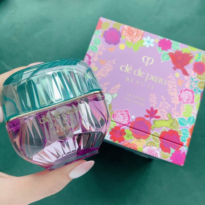 肌膚之鑰祕密花園精質乳霜。（邱映慈攝）