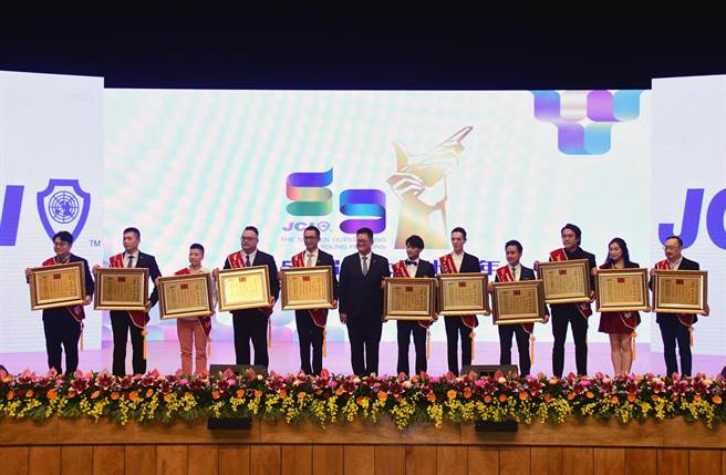 十大杰出青年颁奖典礼，首次移师台东举行。（庄哲权摄）