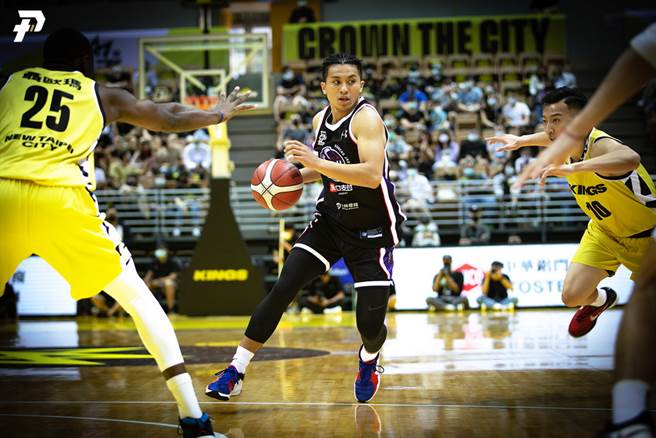 高国豪当起「高老板」绝不马虎。(PLG提供)