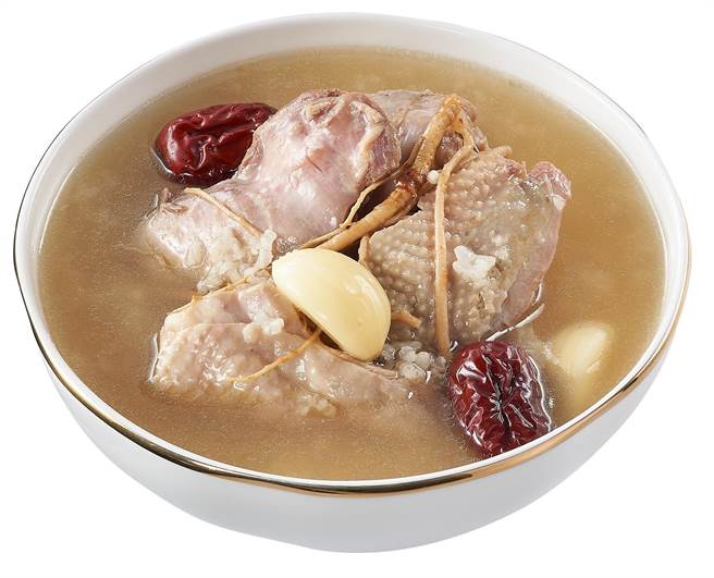 全联美味堂人蔘糯米炖鸡盅700g，169元。（全联提供）