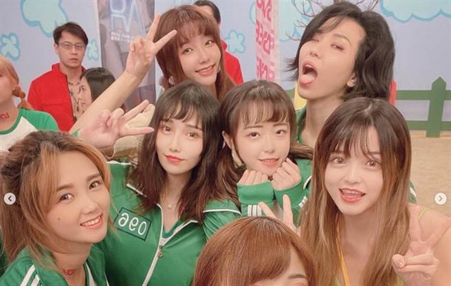 米砂拍《鲍鱼游戏》引起风潮，连假的徵临演文都出现。（图／IG@misa72600）