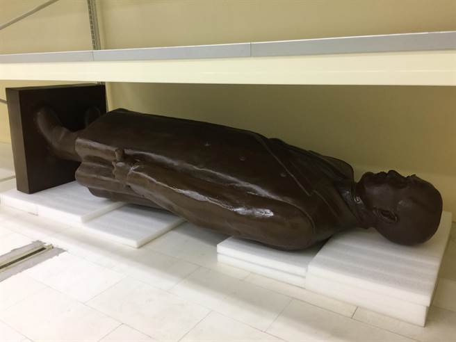 孙文铜像。(台南市文化局提供／曹婷婷台南传真)