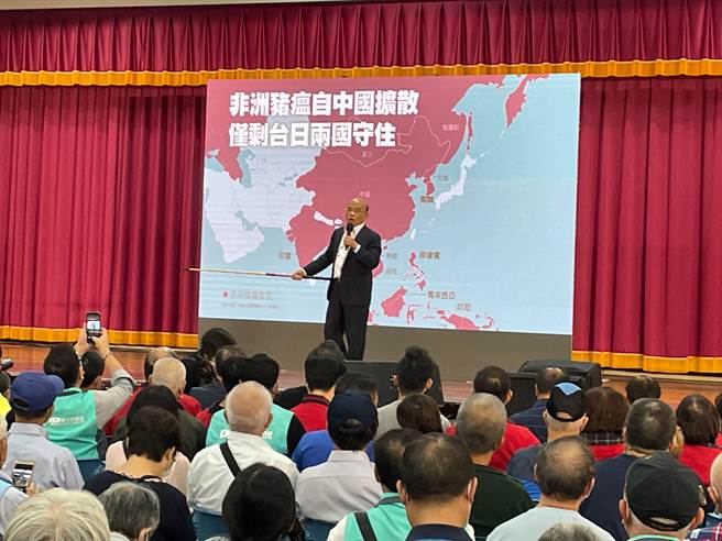 民進黨「四個不同意台灣更有力」公投說明會今（7日）下午4時許，在新北市中和區中和市民活動中心登場。（葉書宏攝）