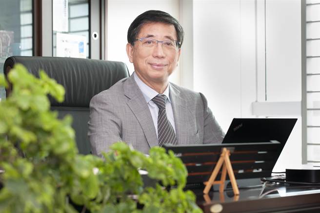 光洋应用材料科技股份有限公司（股票代号1785）新任董事长王炯棻7日表示，将对前董事长马坚勇（如图）依证券交易法，提出财报不实和特殊背信罪，来维护公司与股东利益。（图／周荣发）