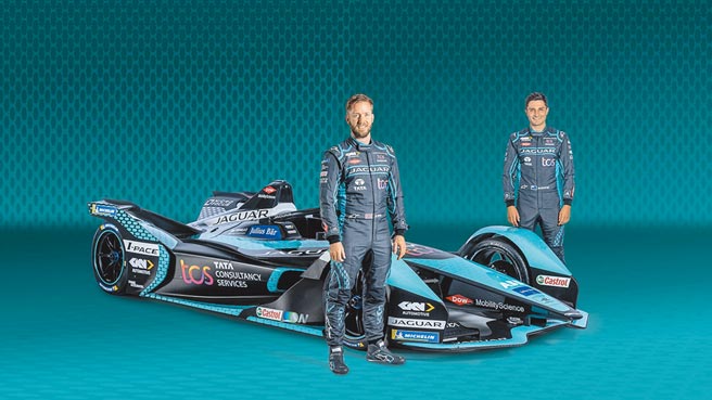 Jaguar Racing宣布全新冠名合作伙伴Tata Consultancy Services，即日起正式命名为Jaguar TCS Racing，凭藉赛场上最强大的车手阵容，目标争取更多的奖杯、胜利和世界冠军。图／Jaguar Land Rover Taiwan提供