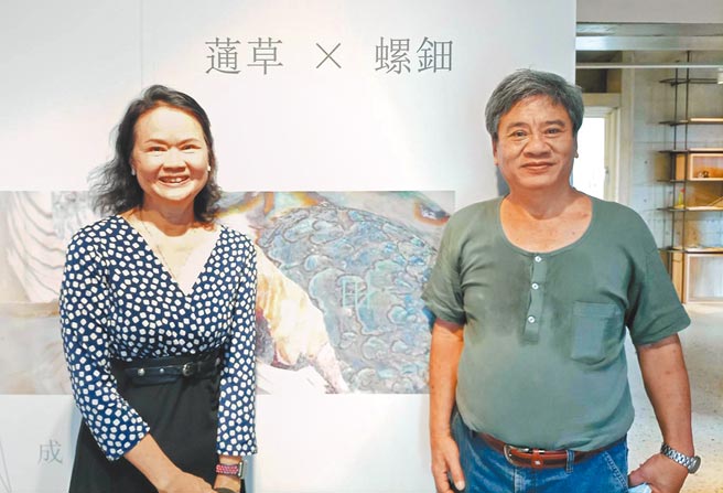 新竹市文化局举办竹堑工艺推广扎根计画，将展示螺钿、蓪草工艺师、种子师资、国小学生的工艺品。（邱立雅摄）