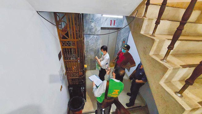 高市府工务局已公告，扩大8楼以上集合住宅自明年1月1日起开始纳入申报范围，若未依规定申报，最高可罚30万元，得连续处罚。（高市工务局提供／袁庭尧高雄传真）