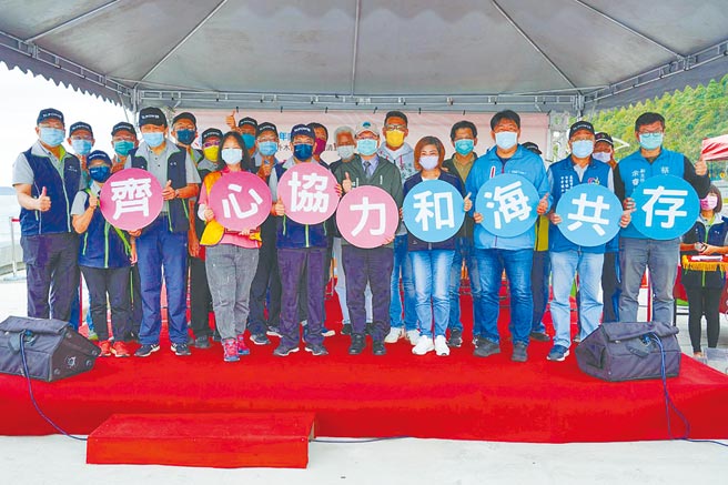 台电年度净滩活动近5000人响应，以实际行动守护海洋。（台湾电力公司提供）