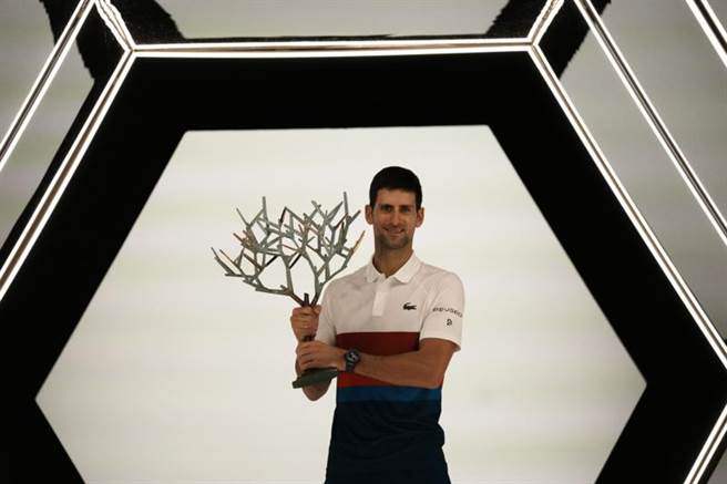 球王乔科维奇巴黎大师赛第6度夺冠。(图/美联社)