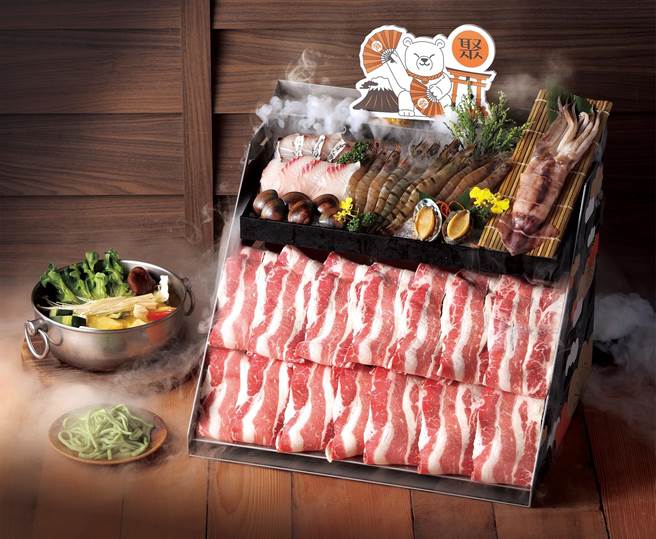 聚北海道锅物双人海陆瀑布聚。（资料照）