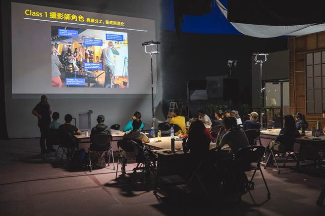 中影培育中心透過分組課程，讓學員各自修習不同專業技能。（圖／中影培育中心）