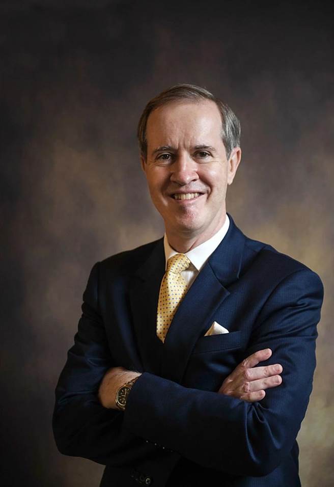 澳籍肖瑞強（Mr. Richard Saul）出任台北福華大飯店的新任總經理。（福華提供）