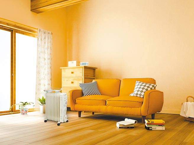 反圣婴年的寒冬预告，电暖器及冷暖空调询问度高，全国电子表示，相关商品的销售已呈现2位数成长。（全国电子提供）