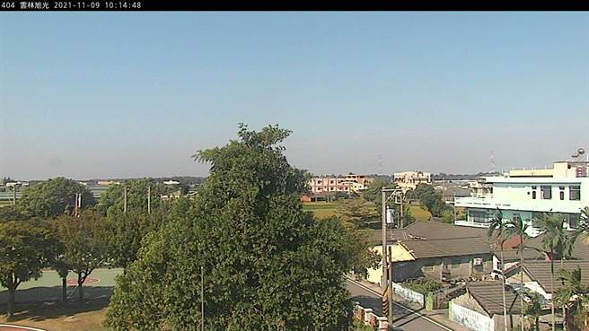 雲嘉南沿海地區午後須留意地表揚塵影響空氣品質。（翻攝自空氣品質監測網／林良齊台北傳真）