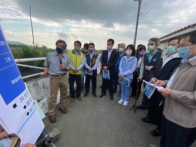 東螺溪是彰化母親之河，部分河段卻長期遭受沿岸畜牧養豬業者廢水嚴重汙染，亟須中央跨部會攜手地方共商研擬整治策略。（彰化縣政府提供／謝瓊雲彰化傳真）