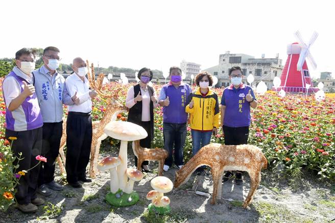 9日彰化县长王惠美现身田尾为活动暖身，她说10家业者打造10大秘境，保证让民眾印象深刻，邀请大家一起来彰化体验。(吴建辉／彰化报导) 