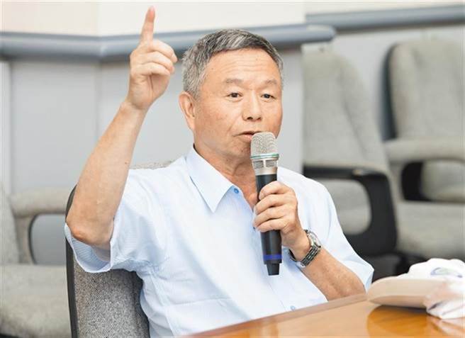 前卫生署长杨志良认为，指挥官是对大陆台商心中有恨才无法缩短检疫天数。（本报系资料照）