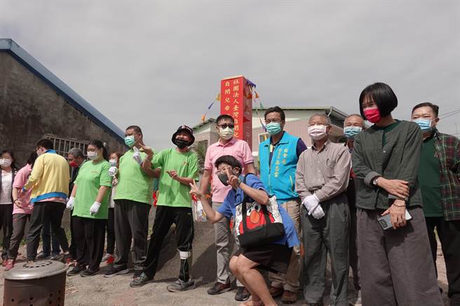 社团法人台湾自闭儿家庭关怀协会希望工程9日举行动土典礼，协会盼给星儿一辈子的照顾。（蔡旻妤摄）