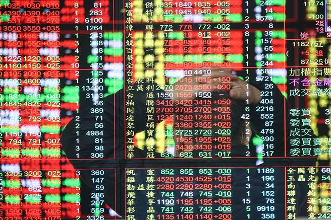 台股名人阿土伯捐22辆消防车回馈社会，总金额达9千万。（示意图／报系资料照）