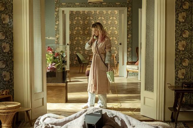 ↑艾莉丝伊芙在《毁灭倒数》化身独居宅女。（采昌提供）