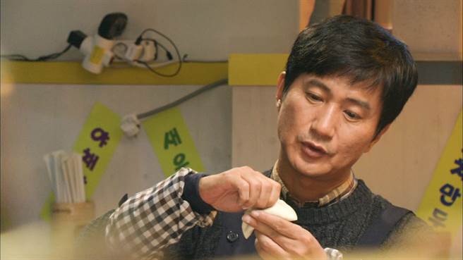 国民爸爸安内相，终于等到心中梦幻角色。(中天娱乐台提供)