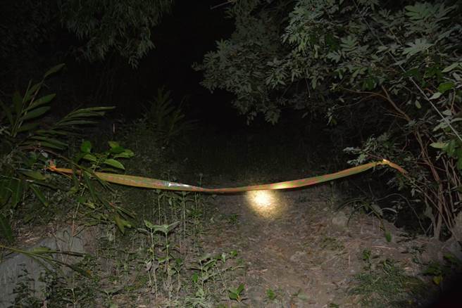 卢姓男子深夜被寻获时，已经身亡。(民眾提供／曹婷婷台南传真)
