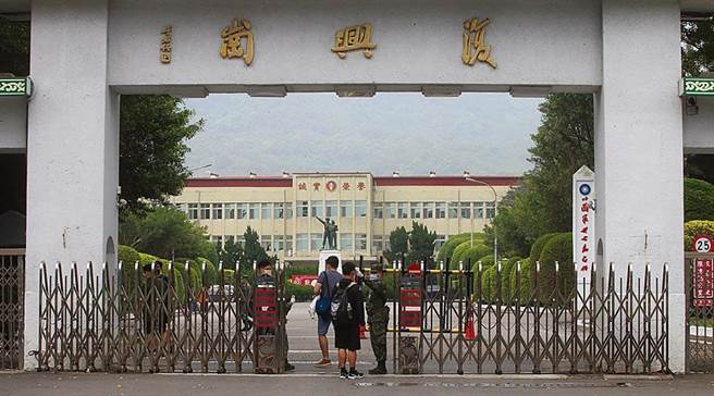 國防大學四分鐘活春宫影片流竄，他轉傳速收回，下部隊「手機、電腦重置」獲不起訴處分。（中時資料照）