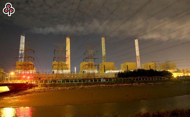 環保署近日提出溫管法草案，擬把徵收碳費的機制入法。（報系資料照）