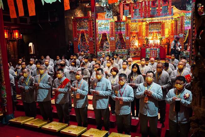 桃園大廟景福宮內壇肅穆莊嚴。(廟方提供／蔡依珍桃園傳真)