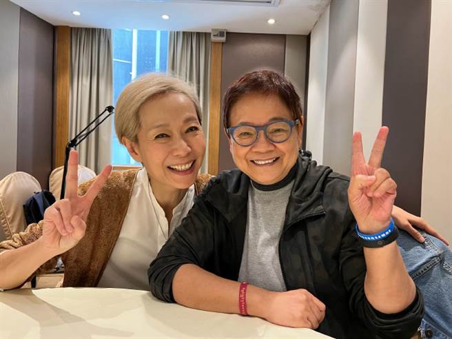 葉童近照曝光。(圖／翻攝自汪曼玲微博)