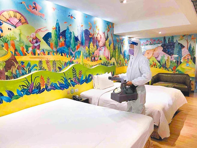 高市府觀光局持續媒合市民春節居檢入住防疫旅館，市長陳其邁喊話一定有房住。（高市觀光局提供／柯宗緯高雄傳真）