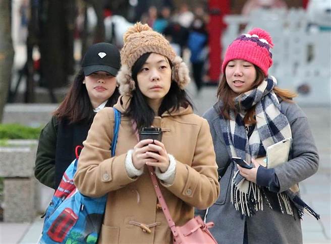 受东北季风及辐射冷却影响，北部气温偏低。（本报资料照片）