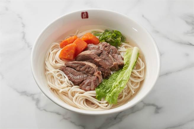 穆記緣「清燉牛肉麵」，40年來深受老饕喜愛。(圖/臺北網紅節提供)