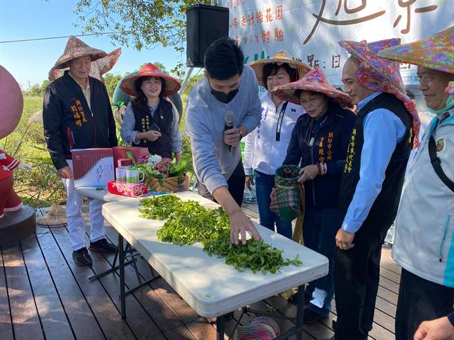 頭份市長羅雪珠歡迎大家13、14兩天來頭份參加熱鬧的菁採茶歌節。（頭份市公所提供／謝明俊苗栗傳真）