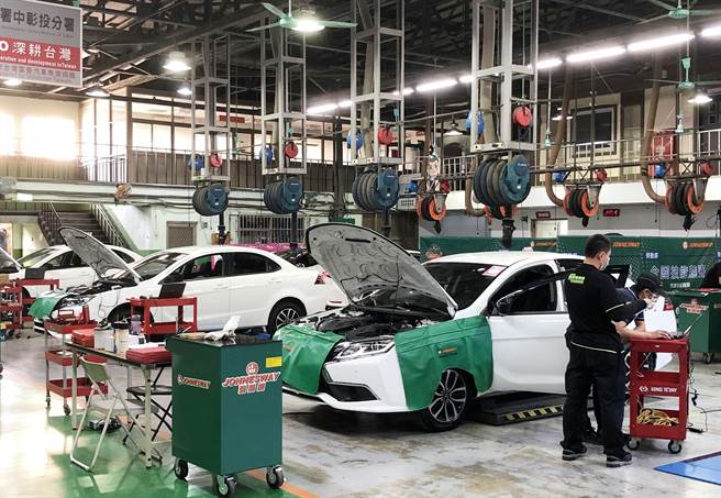 第51届全国技能竞赛，青年组17职类在劳动部劳动力发展署中彰投分署登场。（陈世宗摄）