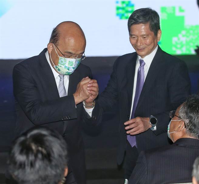 行政院长苏贞昌11日出席文协奖章颁奖典礼。（王英豪摄）