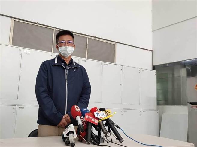 張姓惡少董座父親再度出面袋子道歉。（吳建輝攝）