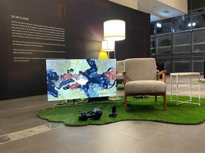 國美館與文策院推出「5G VR Cloud未來娛樂串流體驗」示範場域活動，運用高科技創新打造「元宇宙」客廳的黑科技劇院。。（國美館提供／陳淑芬台中傳真）
