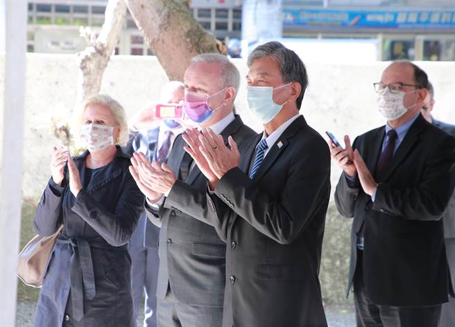 法國在台協會今天於基隆清法戰爭紀念園區舉行紀念儀式。（基隆市政府提供／陳彩玲基隆傳真）